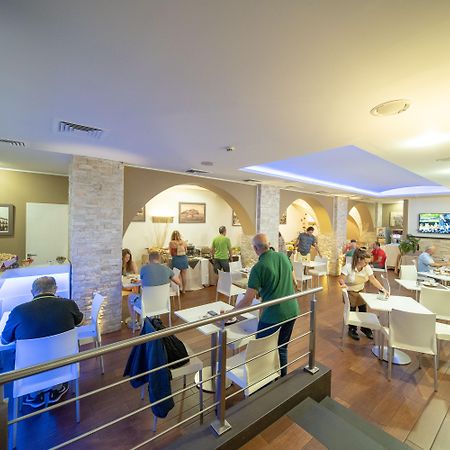 Ibis Styles Palermo Cristal Hotell Eksteriør bilde