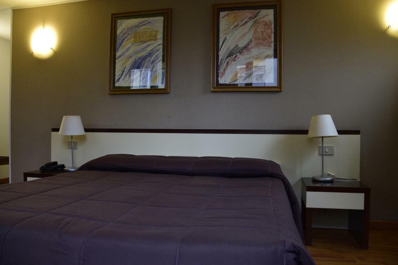 Ibis Styles Palermo Cristal Hotell Eksteriør bilde