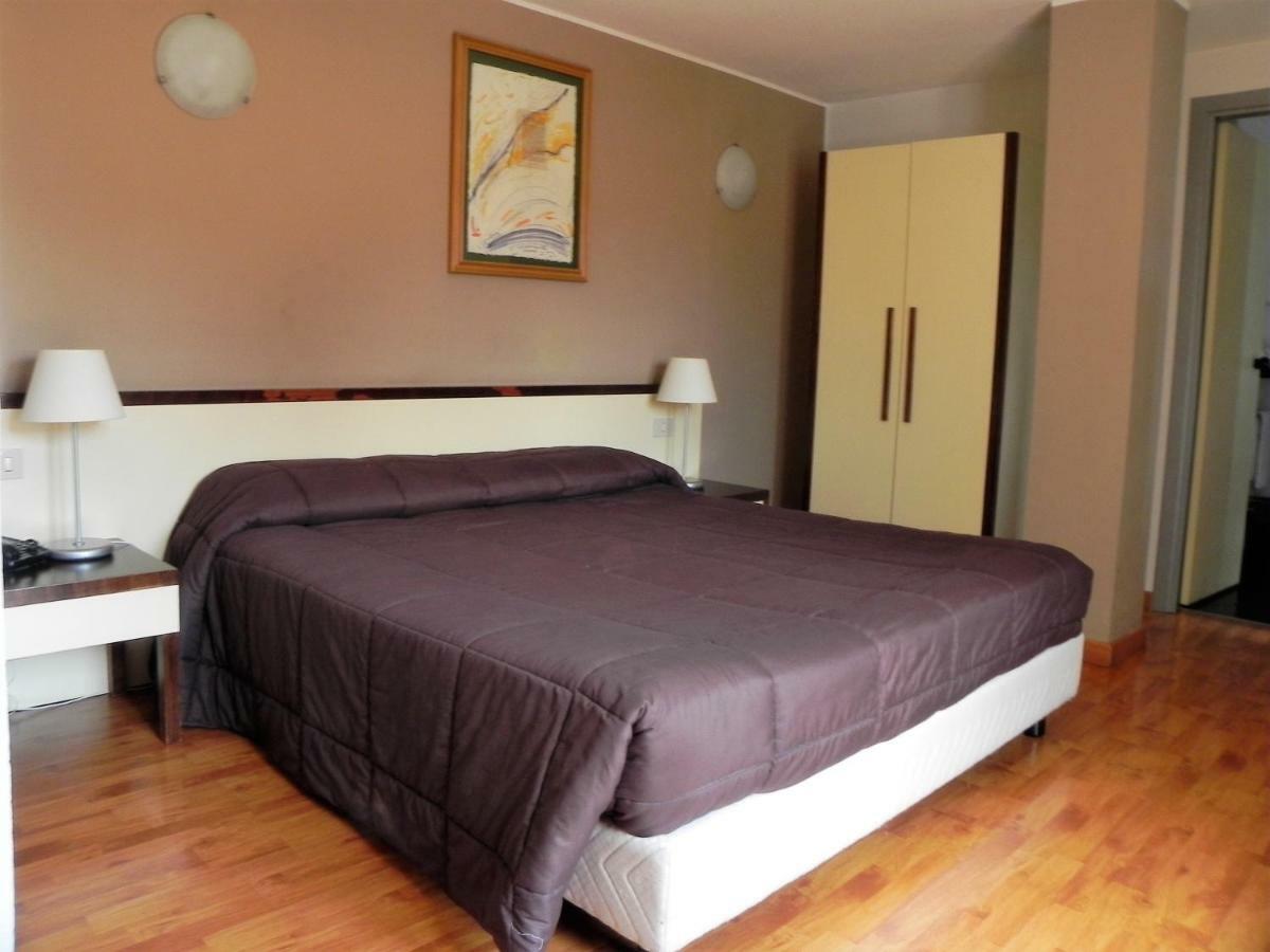 Ibis Styles Palermo Cristal Hotell Eksteriør bilde